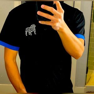 Camisa polo de la marca LYB